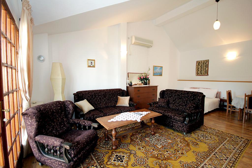 Petrovac Guesthouse Draskovic חדר תמונה